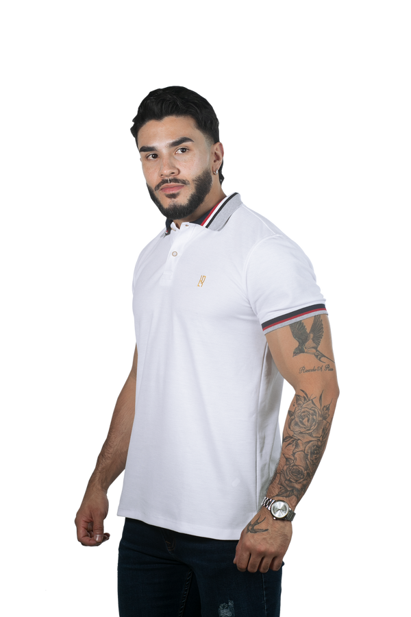 Camiseta tipo polo básica para hombre color blanco cuello tricolor