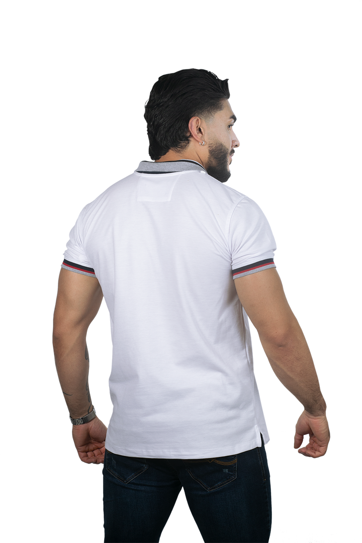 Camiseta tipo polo básica para hombre color blanco cuello tricolor espalda