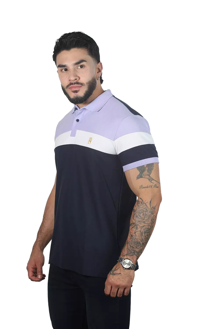 Camiseta tipo polo combinada para hombre color azul oscuro lila blanco lado 1